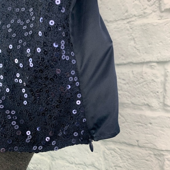 Tahari ASL Luxe Navy Satin Sequin Cropped Blouse 8P - Picture 4 of 7